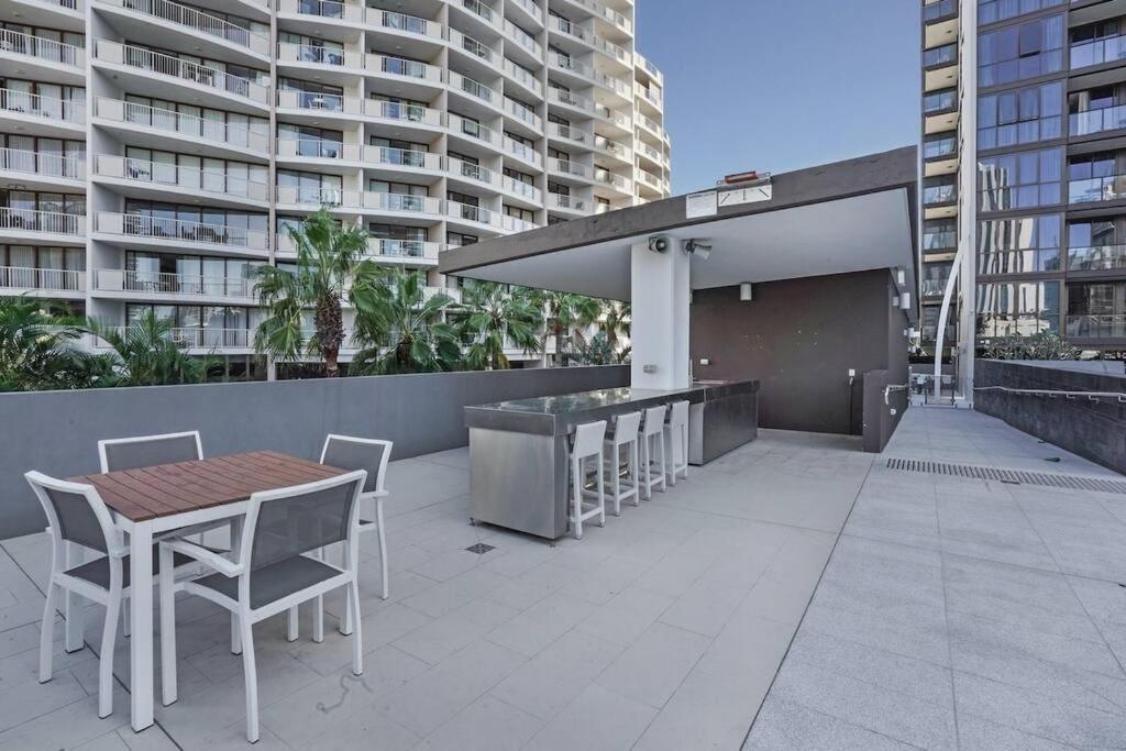 Broadbeach Apartment Level 10 With Beach Views Gold Coast Kültér fotó
