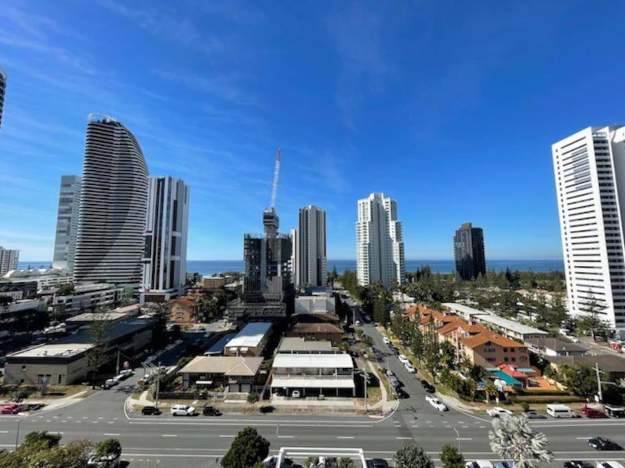 Broadbeach Apartment Level 10 With Beach Views Gold Coast Kültér fotó