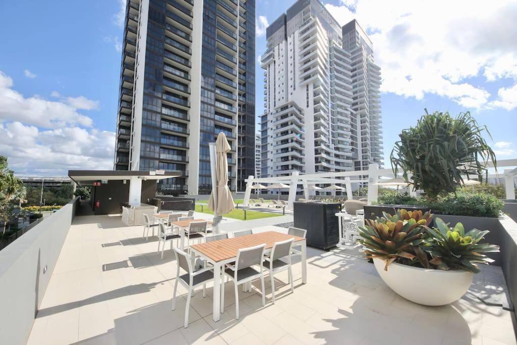 Broadbeach Apartment Level 10 With Beach Views Gold Coast Kültér fotó