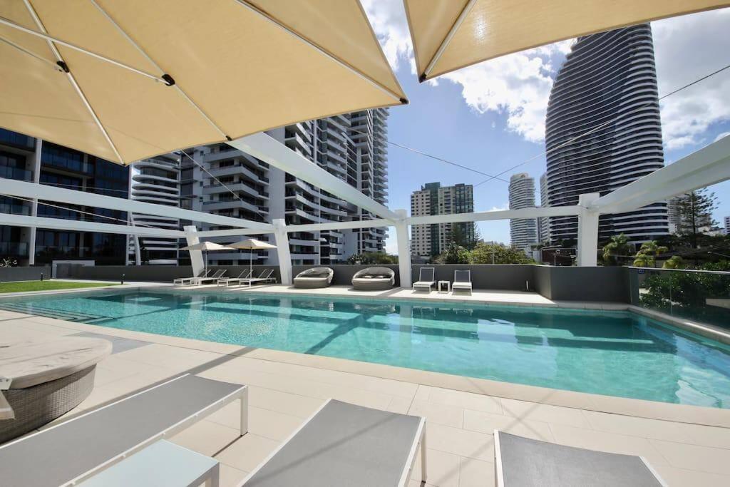 Broadbeach Apartment Level 10 With Beach Views Gold Coast Kültér fotó