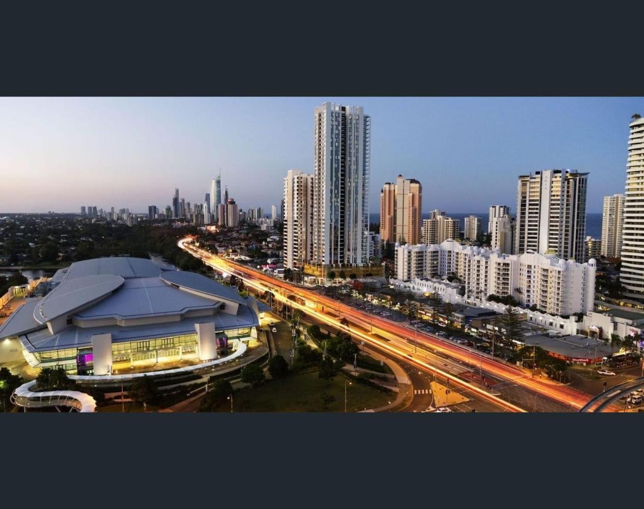 Broadbeach Apartment Level 10 With Beach Views Gold Coast Kültér fotó